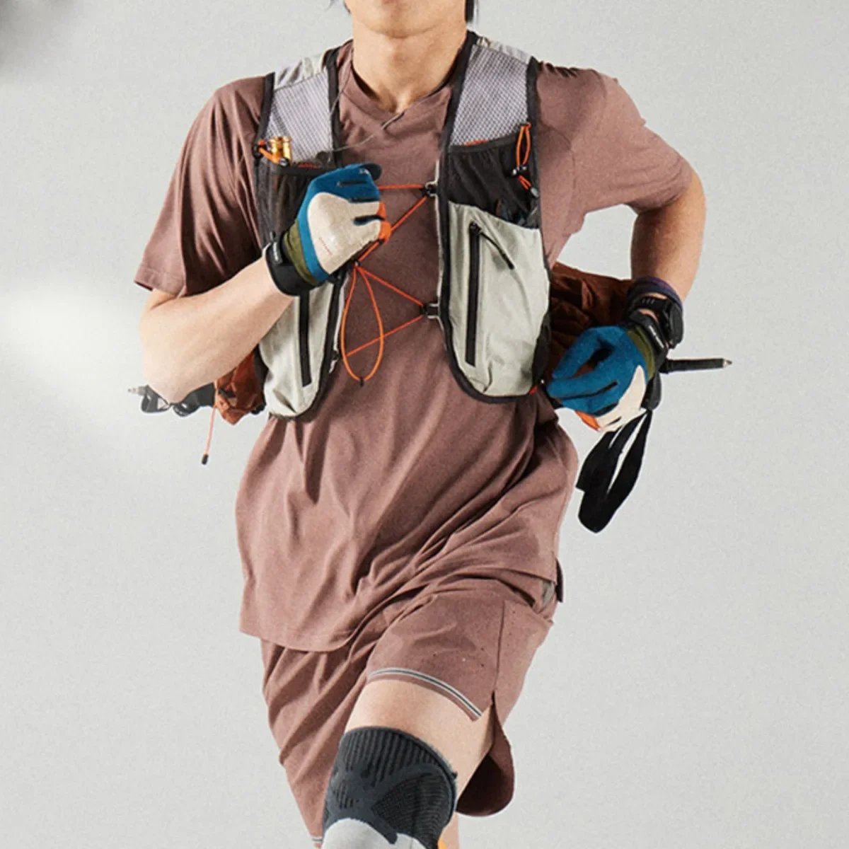Outdoor Adventure Vest - Letnia, wielofunkcyjna kamizelka turystyczna na ramię