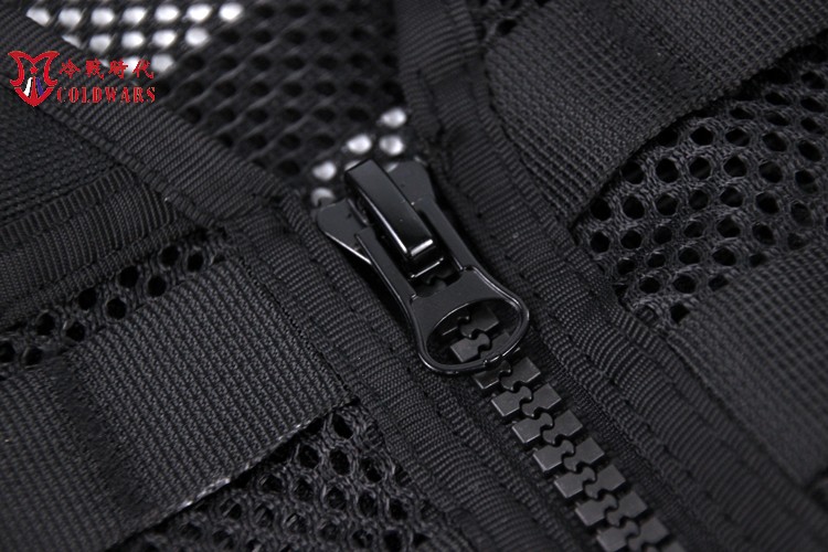 Replika kamizelki taktycznej M – Outdoor Adventure Vest recenzja i cena